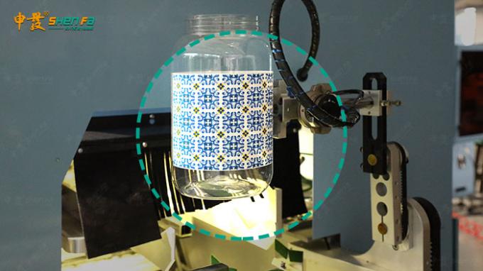 Máquina de impressão plástica automática completa econômica da tela da garrafa do animal de estimação da impressora da tela da garrafa